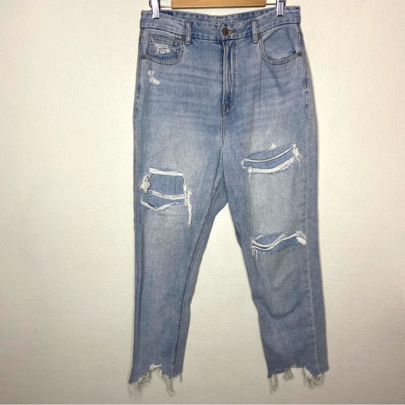 American Eagle Outfitters Denim - American Eagle Women’s 10 Curvy Mom Jeans Light Wash Distressed High Rise